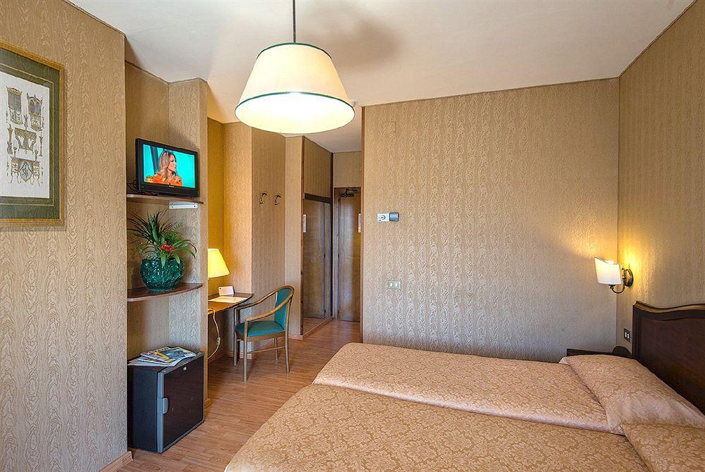 Park Hotel Blanc Et Noir روما المظهر الخارجي الصورة